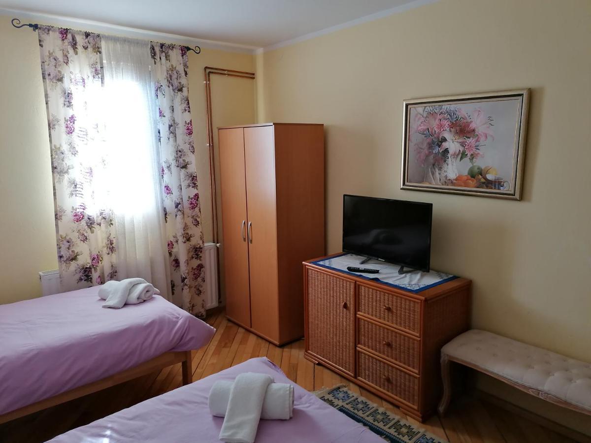 Hotel House Izvor Jezerce Zewnętrze zdjęcie